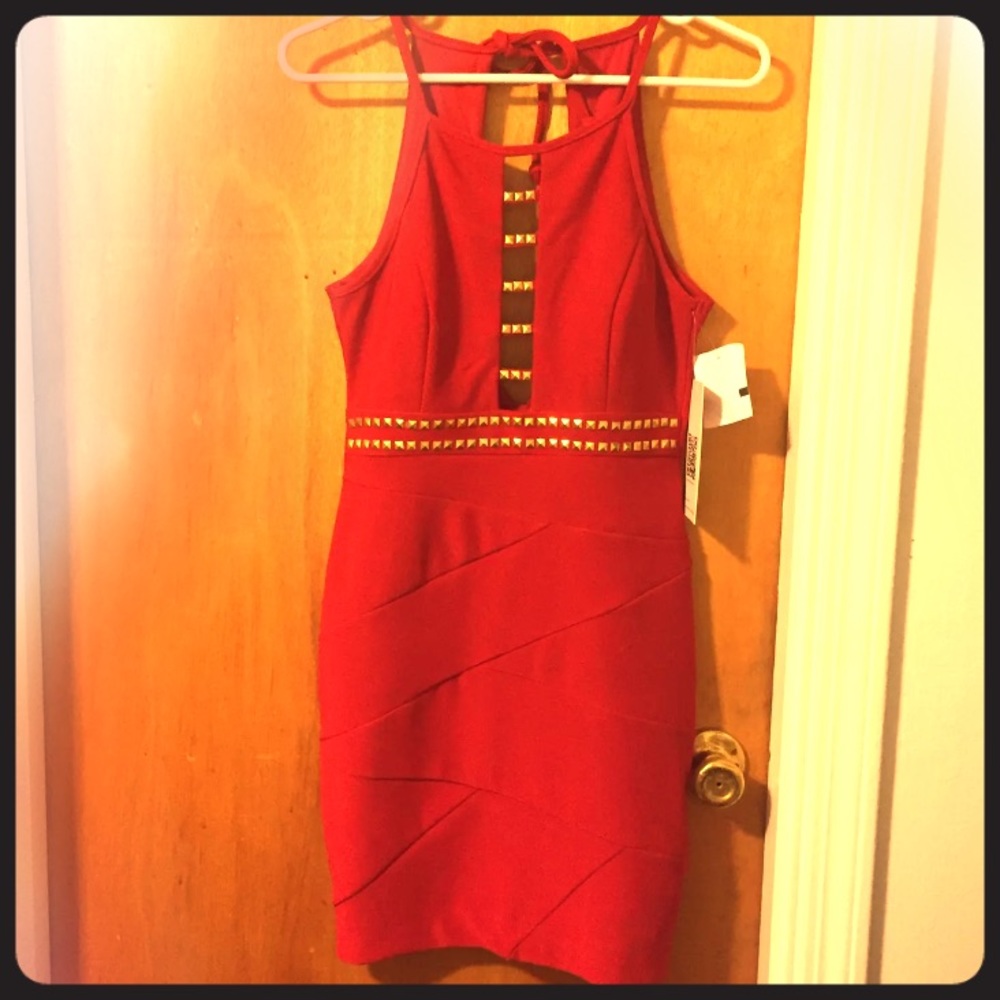 NWT Juniors medium- red sleeveless cutout dress
